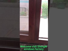 Δακτυλίδια διαδρόμου με χρώμα ξύλου