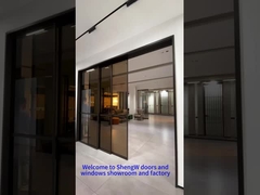 Γκρι συρόμενη πόρτα διπλού υαλοπίνακα